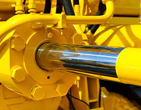 Importance of use of super clean fluid in the hydraulic system
