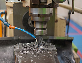 Leth Machine Working Using Broaching Oil